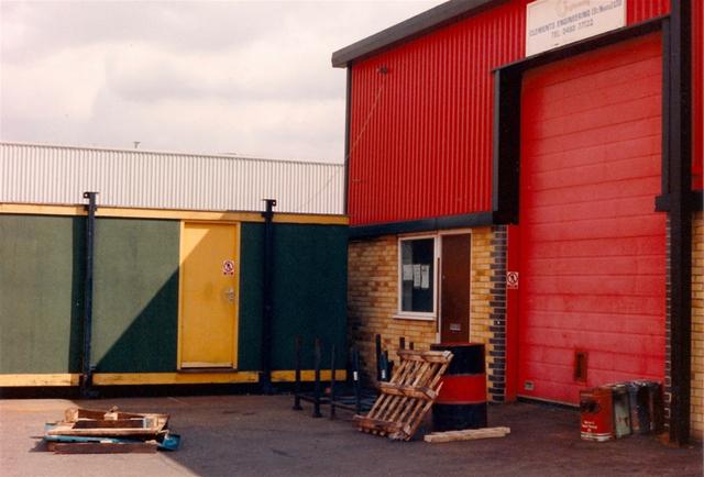 The Beginning: August 1989, Little End Road, St. Neots, Cambridgeshire, 880Sq.Ft.